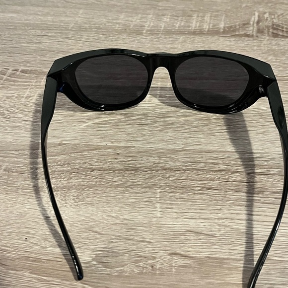 FOSTER Grant Polarized Solar Shield Sunglasses - Picture 5 of 7